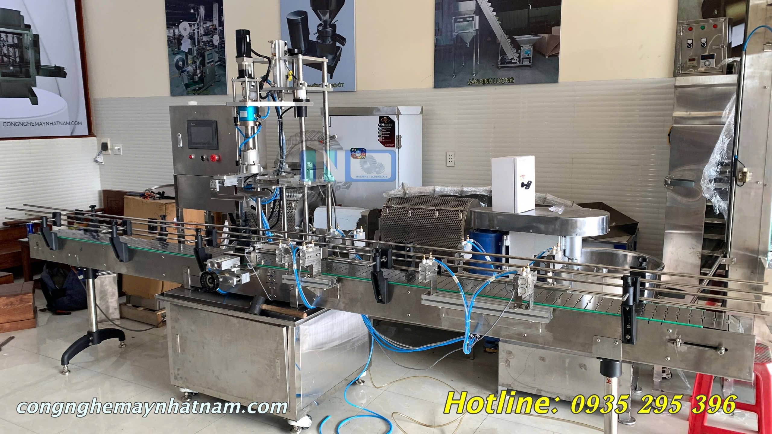 Máy Xoáy Nắp Chai