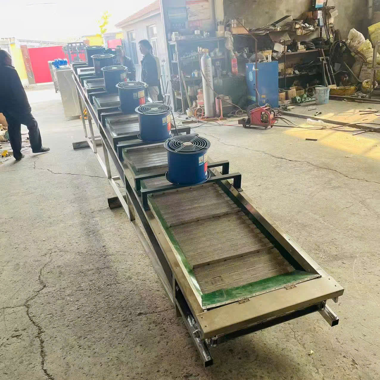 Băng tải làm mát thực phẩm 1